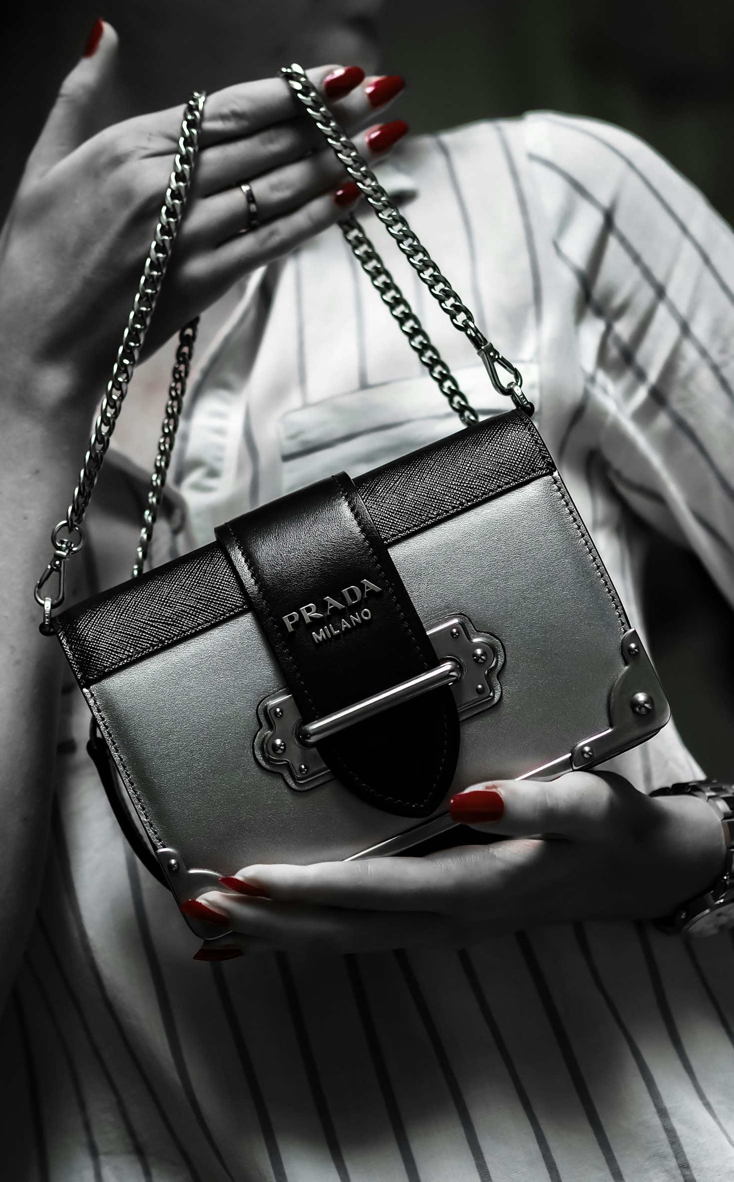 Mastering The Art Of Industrial Noir Dressing
